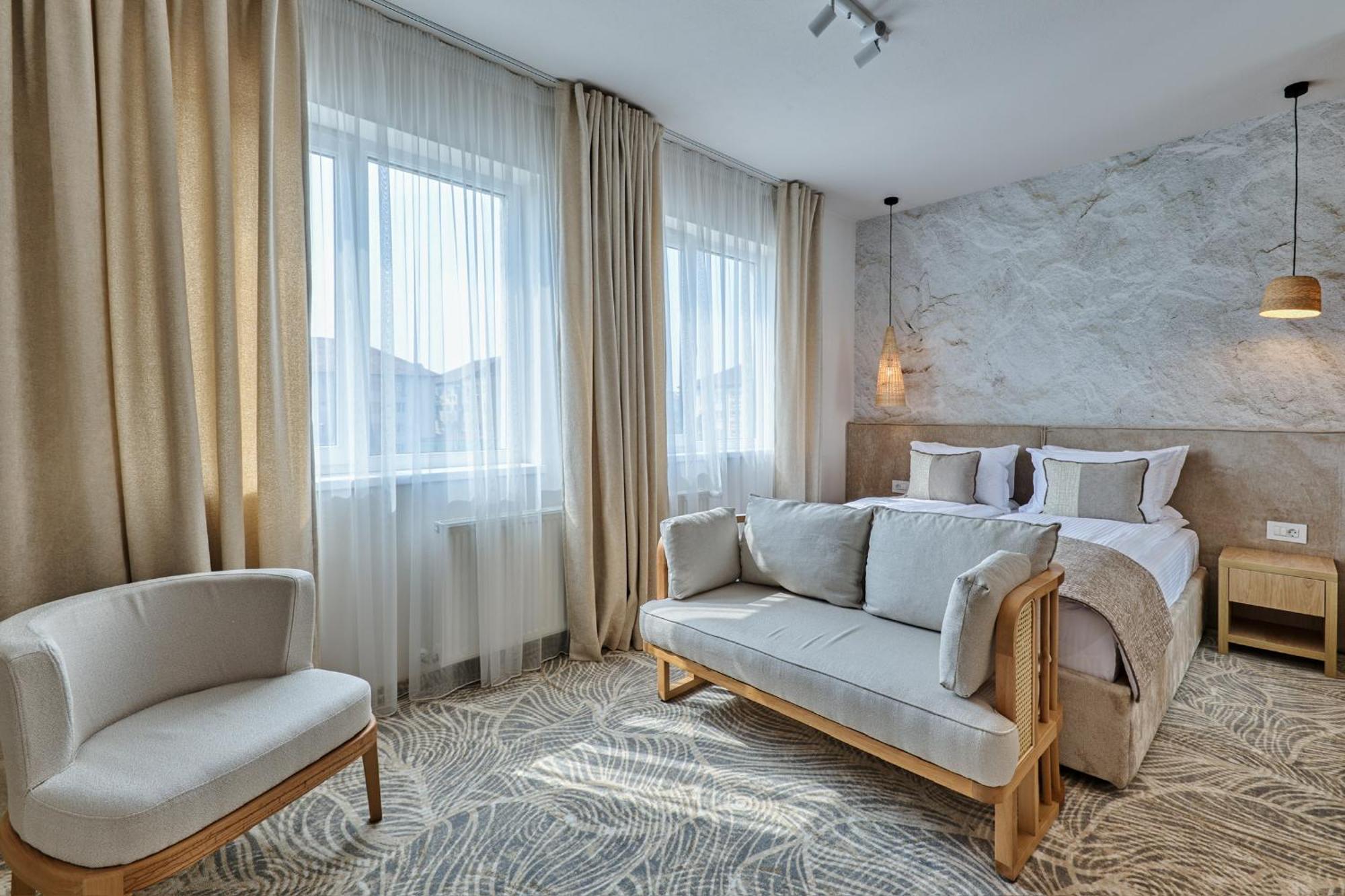 Hotel Serenity Timișoara Zewnętrze zdjęcie