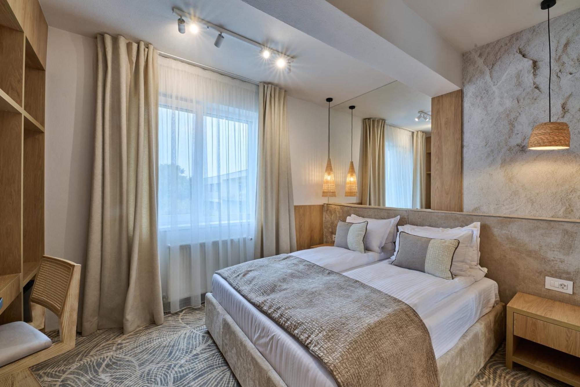 Hotel Serenity Timișoara Zewnętrze zdjęcie