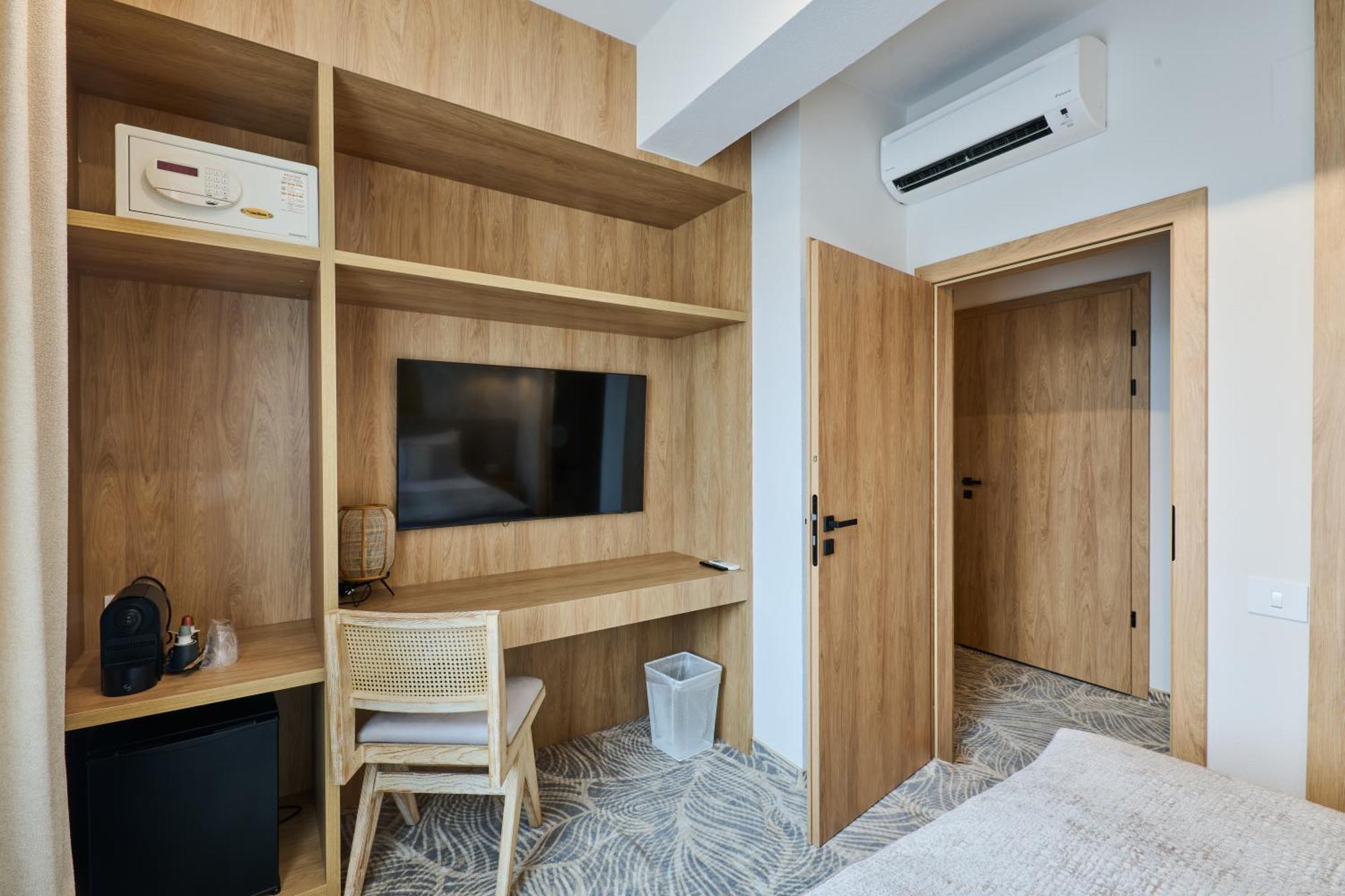 Hotel Serenity Timișoara Zewnętrze zdjęcie