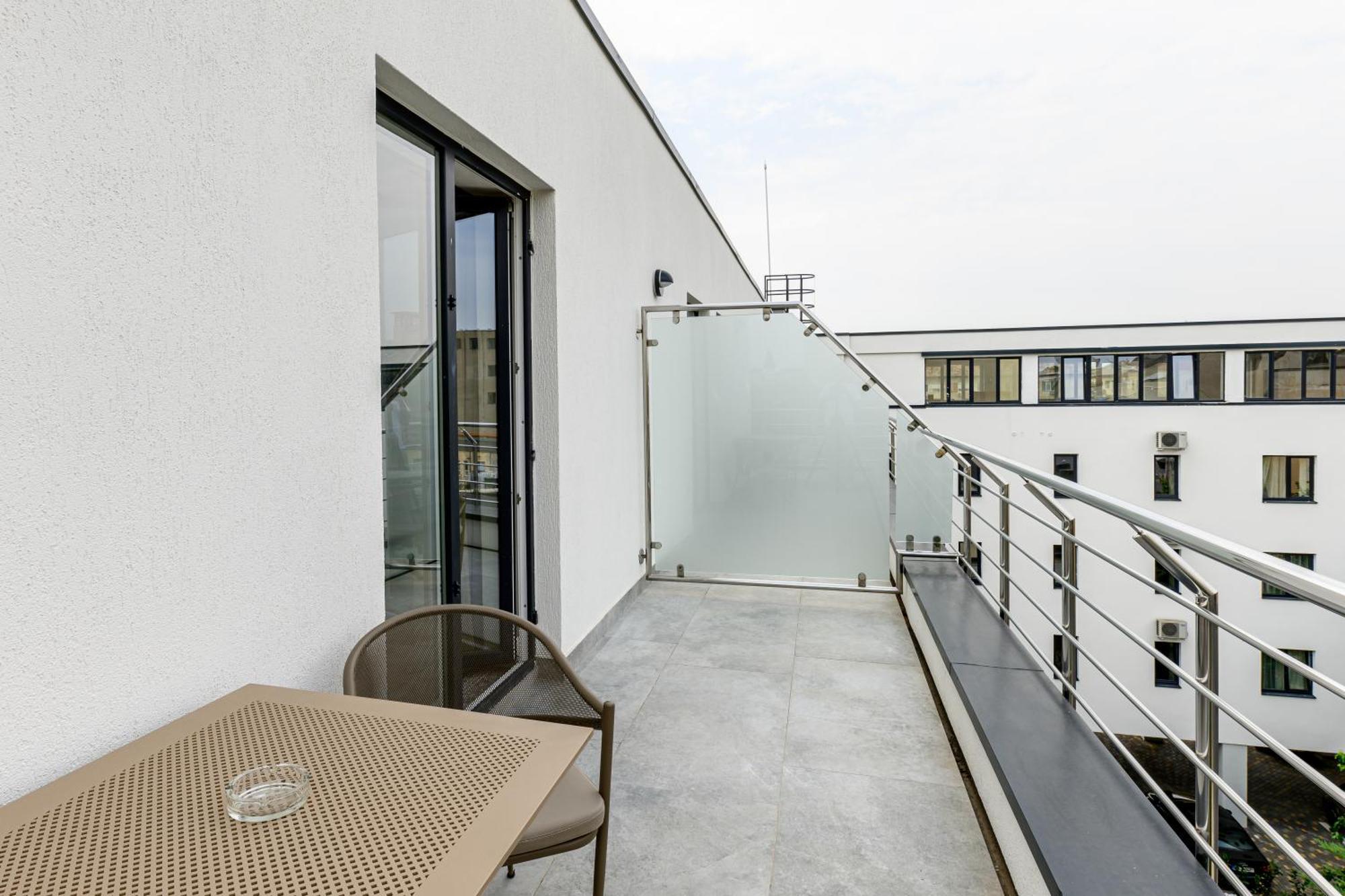 Hotel Serenity Timișoara Zewnętrze zdjęcie